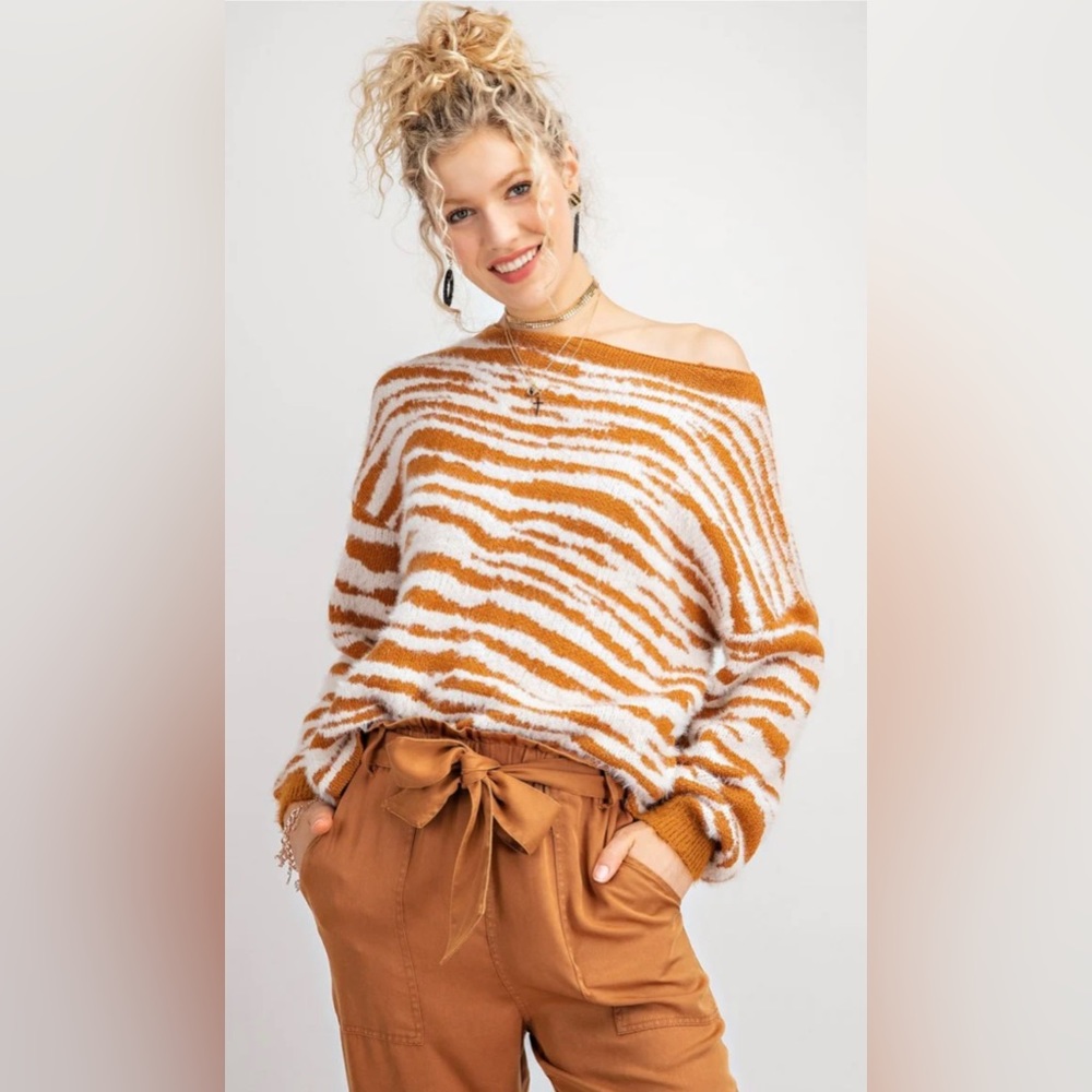 ZEBRA PATTERN MOHAIR KNIT SWEATER CARAMEL